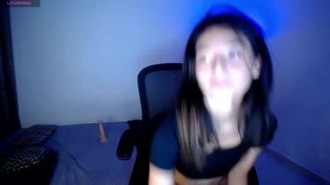 isa_babysweet online show from January 6, 11:31 pm