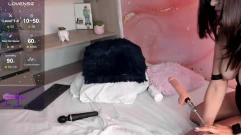 Snapshot of isa_jonness_ chatting on April 10, 3:39 pm oIssaJonneso online show from April 10, 3:39 pm