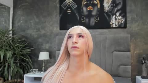 Isa Lancaster online show from November 9, 7:23 pm