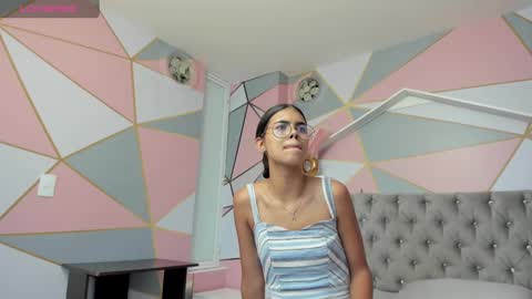    online show from February 6, 6:24 pm