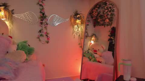 Isabella        online show from September 21, 7:48 pm