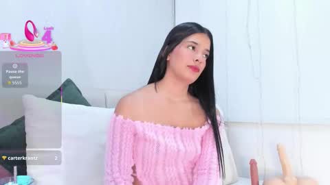 Snapshot of isa_queenn chatting on October 10, 7:57 pm ISA online show from October 10, 7:57 pm