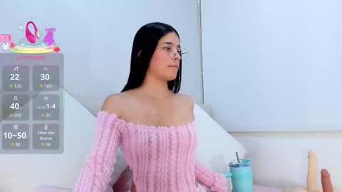 Snapshot of isa_queenn chatting on January 13, 6:24 pm ISA online show from January 13, 6:24 pm