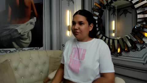 Snapshot of isa_sexy4u chatting on October 21, 6:19 pm ISA online show from October 21, 6:19 pm