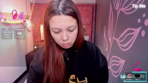 Snapshot of isa_thompson__ chatting on September 14, 12:04 pm I S A online show from September 14, 12:04 pm