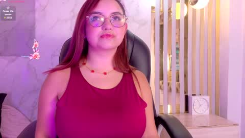 Snapshot of isaa_lopez chatting on May 20, 7:31 pm Isa online show from May 20, 7:31 pm