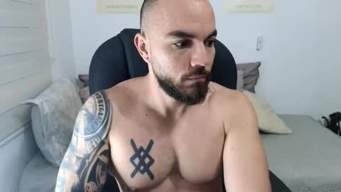 Isaac carter online show from October 14, 11:11 am