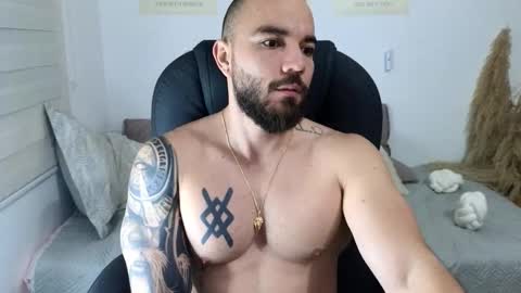 Isaac carter online show from November 21, 10:47 am