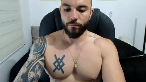 Isaac carter online show from April 1, 12:22 am