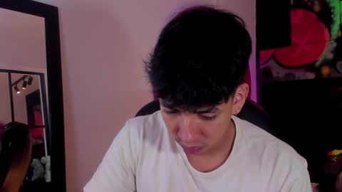 Snapshot of isaac_cryston chatting on September 11, 8:31 pm isaac_cryston online show from September 11, 8:31 pm