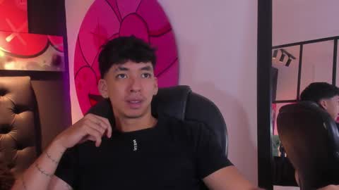 Snapshot of isaac_cryston chatting on September 15, 8:09 pm isaac_cryston online show from September 15, 8:09 pm