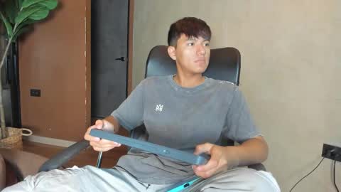 isaac_grimm online show from February 6, 3:44 am