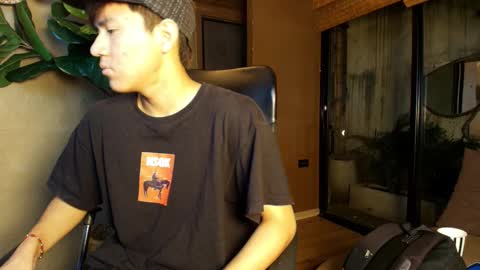 isaac_grimm online show from March 1, 3:08 am