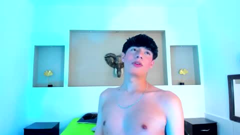 Isaac Kurtt online show from November 5, 7:25 pm