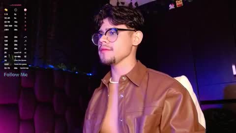 Isaac Saenz. online show from December 14, 9:45 pm