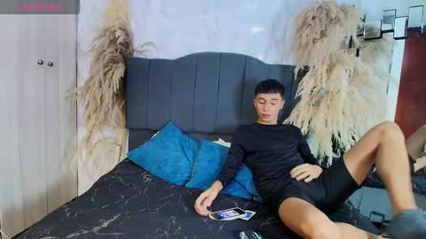 Isaac tan online show from February 20, 4:31 am