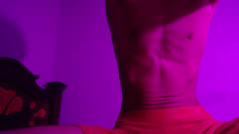 isaac online show from December 24, 9:17 am