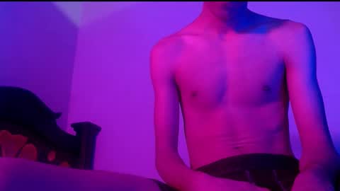 isaac online show from February 23, 7:33 am