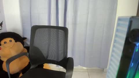 isaac online show from November 3, 2:35 am