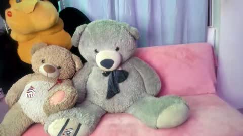 isaac online show from January 14, 3:23 am