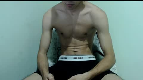 isaac online show from April 12, 3:22 am