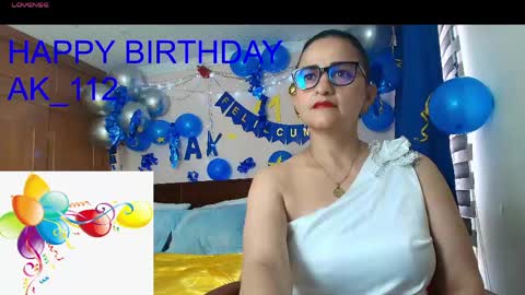 Snapshot of isabeel_sofia01 chatting on May 23, 7:18 pm Isabeel Sofia online show from May 23, 7:18 pm