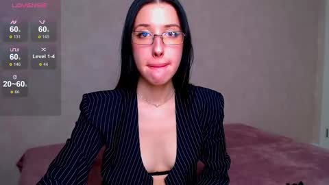 Snapshot of isabel_fontana chatting on September 27, 8:36 pm Bella online show from September 27, 8:36 pm