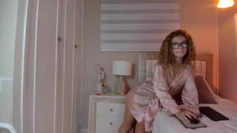 Snapshot of isabela__x chatting on February 28, 11:33 am isabela__x online show from February 28, 11:33 am