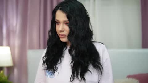 Snapshot of isabelamber chatting on November 24, 6:40 pm Isabel online show from November 24, 6:40 pm