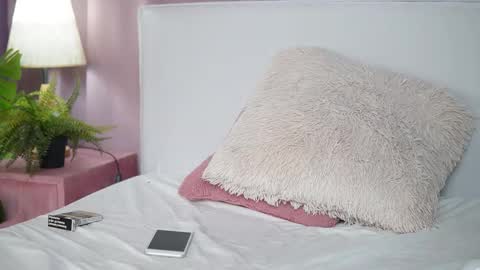 Snapshot of isabelamber chatting on November 27, 8:11 pm Isabel online show from November 27, 8:11 pm