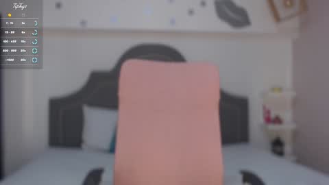 Isa  online show from January 17, 6:44 pm