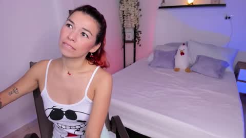 isabella online show from September 17, 5:25 pm