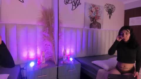 isabella_crofts online show from November 8, 4:12 am