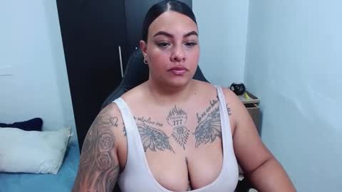  estefania online show from February 9, 11:25 am