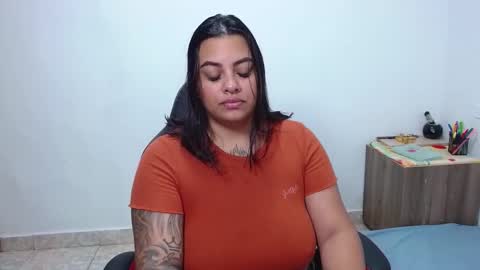  estefania online show from February 28, 10:30 am