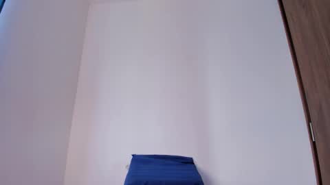  Isabel Lopez online show from November 1, 12:40 pm