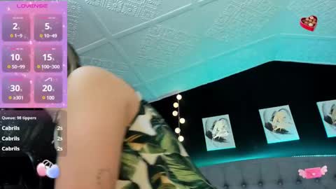 Snapshot of isabella_lt chatting on February 10, 8:31 pm online show from February 10, 8:31 pm