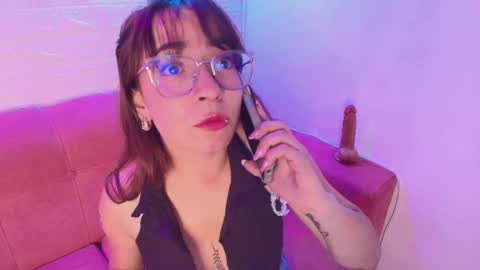Isabella online show from September 27, 5:45 am