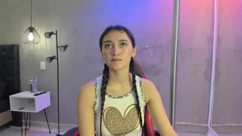 Snapshot of isabella_nowa chatting on January 19, 11:03 am Isabella Nowa online show from January 19, 11:03 am