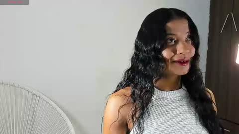 Snapshot of isabella_savina chatting on June 22, 12:35 am Isabella online show from June 22, 12:35 am