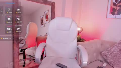 isabella_winkler online show from November 24, 6:40 pm