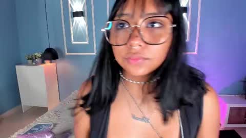 Snapshot of isabella_zc chatting on July 3, 12:11 pm isabella zc online show from July 3, 12:11 pm