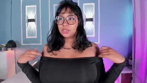 Snapshot of isabella_zc chatting on July 28, 11:39 am isabella zc online show from July 28, 11:39 am