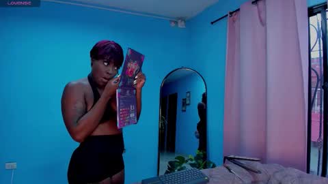    v online show from March 25, 10:49 pm