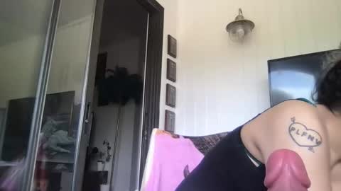Snapshot of isabellaelizabeth chatting on March 31, 5:13 pm isabellaelizabeth online show from March 31, 5:13 pm