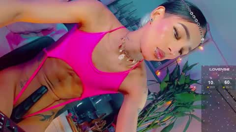 isabellagirs online show from April 1, 6:25 am