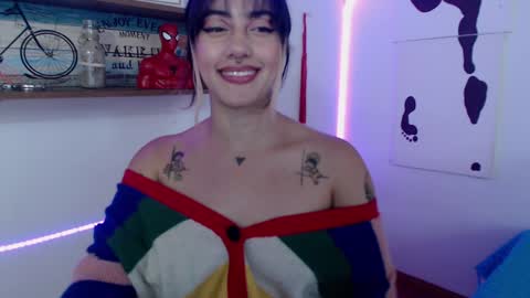 Snapshot of isabellakoff chatting on January 9, 3:12 pm Tati - online show from January 9, 3:12 pm