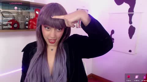 Snapshot of isabellakoff chatting on February 5, 6:15 pm Tati - online show from February 5, 6:15 pm