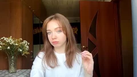 Snapshot of isabellaloftus chatting on July 26, 7:26 am Lusy online show from July 26, 7:26 am