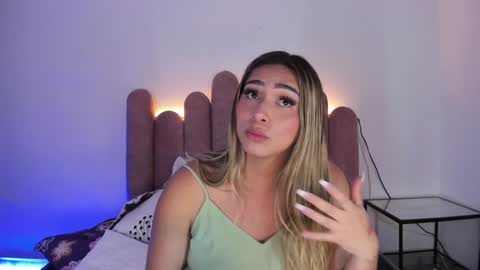  Martina  IG martissmith01 online show from January 17, 1:36 am